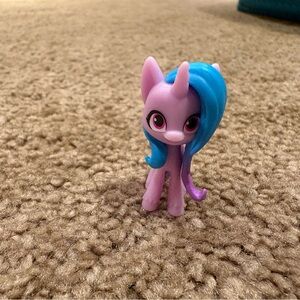 My Little Pony G5 Izzy Moonbow 1.5 Inches